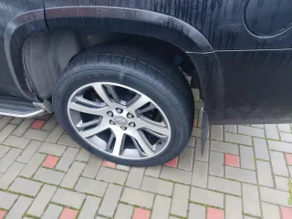 Cadillac Escalade (Vin Y3WS47KJ5GB005523) 2016 г.в. На имущество наложены ограничения в виде запрета на регистрационные действия. Имущество находится в залоге у АО "Кредит Европа Банк (Россия)". Автомобиль на ходу, имеет недостатки: требуется замена аккумулятора. Ознакомление с имуществом…
