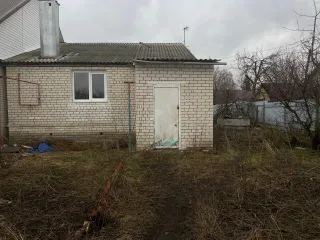 Земельный участок 460 м² и жилой дом 51,7 м², пер. Строителей, д. 29, Тамбовская обл. <p>– Земельный участок, Адрес Тамбовская обл., Тамбовский р-н, п. совхоза "Комсомолец", пер. Строителей, д. 29, 460 м?, кад. № 68:20:1201005:119, категория/ВРИ – ЗНП/ЛПХ, право собственности ; – Жилой дом, Адрес…