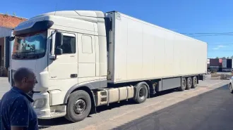 Рефрижератор 4389V1, 2016 года выпуска, VIN номер: Z9G4389V1G0000034, шасси (рама) № Z7XFSR90NG0008091, двигатель 4НК1493636, паспорт: 52 ОО 495095, государственный регистрационный знак: К453МУ51