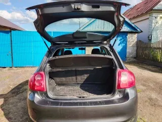 Toyota Auris, 2007 года, 97 лс, 325000 км, JTNKM56E401005236