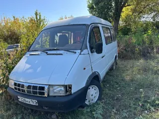 Автомобиль ГАЗ 22171, 2001 года выпуска, государственный номер Т328НХ/161 регион, VIN XTH22171010030247. Состояние с признаками эксплуатации, имеются видимые дефекты и механические повреждения, возможны скрытые повреждения и дефекты.