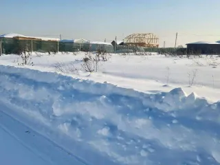Земельный участок 608+/-9 кв.м с кадастровым номером 50:28:0090240:1449, расположенный по адресу: Московская область, городской округ Домодедово, с. Введенское. На имущество зарегистрировано ограничение (обременение) права: находится в залоге у ПАО "Сбербанк": Ипотека в силу закона №…