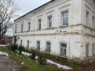Административное помещение № 1004, общей площадью 21,2 кв.м. с кадастровым номером 43:35:310130:270, расположенное по адресу: Кировская область, р-н Уржумский, г. Уржум, ул. Советская, д. 46, пом. 1004 (входит в состав объекта культурного наследия федерального значения «Дом жилой», регистрационный…