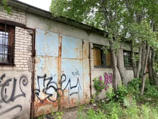 Нежилое здание со служебно-бытовым помещением площадью 918,6 кв. м. Кадастровый номер: 50:14:0000000:121072. Местоположение: Московская обл., г. Щелково-4, строен. 5. Назначение здания: нежилое. Общая площадь: 918,6 кв. м. Количество этажей: 1. Количество подземных этажей: 0. Кадастровая стоимость…