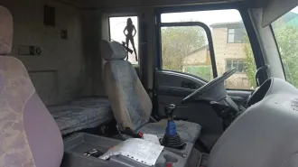 Грузовой самосвал 65513-03, 2010 года выпуска. VIN: X8965513DA0BA7039, номер шасси: NM0C93TEDE8G70199.