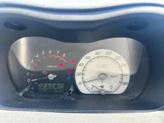 Toyota Ist 2003 года выпуска, VIN NCP61-0048682