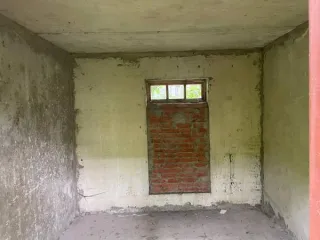 Земельный участок 1103 кв.м, склад 31,5 кв.м, административные здания 70,2 и 209,8 кв.м, гаражи 149,1 кв.м, Пермский край Земельный участок площадью 1103 кв.м с кадастровым номером 81:05:0011054:5, с расположенными на нем объектами недвижимого имущества, по адресу: Пермский край, м.о. Юсьвинский…