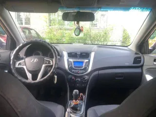 Hyundai Solaris, 2013 года, 123 лс, 312883 км. Легковой автомобиль, марка: ХЕНДЭ СОЛЯРИС, год изготовления: 2013, VIN Z94CU41DADR272012, пробег 312883 км. В связи с тем, что невозможно выяснить наличие обременений и иных ограничений, на имуществе возможно имеются ограничения, которые подлежат…