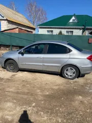 Chery M11 2010 avtomobil' Chery M11 2010 goda vypuska, VIN LVVDC11B8AD400662 Avtomobil' na khodu. Khodovaya chast' v normal'nom sostoyanii, porogi rzhavye. Spushcheny kolyosa (stoit zimnyaya rezina). Trebuetsya zamena masla.    Na transportnoe sredstvo zaregistrirovano ogranichenie (obremenenie)…