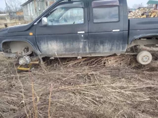 Автотранспортное средство "Ниссан Датсун" , г/н В177МЕ 41. Автотранспортное средство "Ниссан Датсун" , г/н В177МЕ 41, (реализация как годные остатки в сборном виде) 
Государственный регистрационный знак: В177МЕ41 
Год выпуска: 1992 
Мощность двигателя: 100 л.с. 
VIN номер: Отсутствует 
Привод: 4х4…