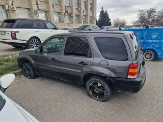 FORD ESCAPE 2004 <p>Автомобиль легковой, марка FORD ESCAPE, г.в. 2004, VIN: 1FMYU02Z25KA62963. Аккумуляторная батарея автомобиля разряжена. Автомобиль находится в залоге. Залогодержатель ПАО "Сбербанк России".</p>