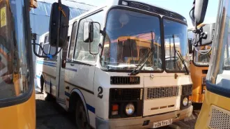 ПАЗ-320530 автобус 2004; тип ТС: автобус; идентификационный номер: Х1M32053040008476; паспорт транспортного средства: 52 КУ 279184 от 21.10.2004; шасси (рама) №: отсутствует; кузов №: 40008476; цвет кузова: бело-синий; регистрационный знак: У 061 РВ 55; свидетельство о регистрации ТС: 99 11 №…