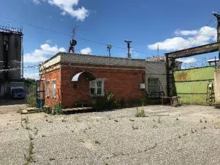 Земельный участок с кад. №52:15:0080201:16 площадь 13 084,60 кв. м, адрес: Нижегородская обл., Городецкий р-н, г. Городец, ул. Республиканская, участок 88. Здание гаража, нежилое, 1 этаж, площадь 212,7 кв. м, инв. №14043, лит. М, кад. №52:15:0080201:307. Главное производственное здание Хлебозавода…