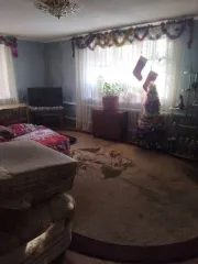 Дом 93,5 кв.м. и земельный участок 1010 кв.м. в Магнитогорске, Челябинская область. Жилой дом, общей площадью 93,5 кв.м., кадастровый номер: 74:33:0316001:1187 и земельный участок, категория земель: земли населенных пунктов, вид разрешенного использования: под жилую застройку, площадь 1010 кв.м…