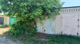 Гараж с земельным участком - нежилое здание, наименование: гараж, с кадастровым номером 33:06:010103:619, площадью 20,7 кв.м., количество этажей: 1, расположенное по адресу: Владимирская область, м.о. Камешковский, г. Камешково, тер. ГСК Камешковец, г-ж 136; - земельный участок с кадастровым…