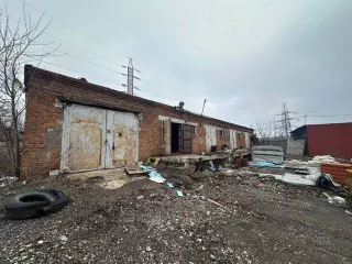 1.Право аренды на земельный участок, кадастровый номер: 71:29:020106:35, площадь: 3000 кв. м, адрес: установлено относительно ориентира, расположенного в границах участка. Ориентир. Нежилое отдельно стоящее здание   здание по ремонту машин  Лит. Б . Почтовый адрес ориентира: обл. Тульская, р н…