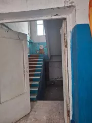 Нежилое здание школы 64:20:041101:323 и земельный участок 64:20:041101:117 - нежилое здание, расположенное по адресу: Саратовская область, Марксовский район, с. Яблоня, ул. Центральная, д. 15, общей площадью 2416,3 кв. м, кадастровый номер 64:20:041101:323. Земельный участок, расположенный по…