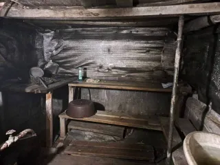 Доля дома и земельного участка, 40.8 кв.м, Курганская обл 1/2 доля дома и 1/2 доля земельного участка в Курганской обл. еще 1/2 доля дома и 1/2 доля земельного участка в Курганской обл. еще 1/2 доли здания, площадь 40.8 кв.м., назначение: жилое, количество этажей: 1, адрес (местонахождение)…