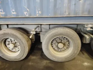 Полуприцеп SW-360G, контейнеровоз, 2012 года выпуска. Полуприцеп SW-360G, контейнеровоз, 2012 года выпуска государственный номер УА087127, идентификационный номер (VIN) X4TSW338GC6120092, номер шасси (рамы) X4TSW338GC6120092, цвет синий. Собственник - ООО «АВТОТРАНС ДВ СЕРВИС». Регистрационный…