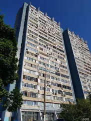 Квартира площадью 38,6 кв. м по адресу: г. Москва, Ясенево, ул. Ясногорская, д. 17, корп. 2, кв. 376, к/н: 77:06:0009004:4243. Общие сведения об ограничениях и обременениях указаны в Выписке из единого государственного реестра недвижимости об основных характеристиках и зарегистрированных правах на…