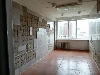 Нежилые помещения 3 этажа №№ 1-34 площадью 641,9 кв. м с кадастровым номером 73:24:021006:4814, расположенных по адресу: Ульяновская область, г. Ульяновск, Заволжский район, пр-кт Авиастроителей, д. 17. Общая площадь: 641.9 кв. м. Общие сведения об ограничениях и обременениях указаны в…