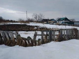 Земельный участок 1200 кв.м для ИЖС в Частоозерье, Частоозерский район, Курганская область. Категория земель: земли населенных пунктов, разрешенное использование: для индивидуального жилищного строительства. Адрес: Курганская область, р-н Частоозерский, с. Частоозерье, ул. В.Поротникова, 7Б…