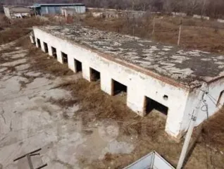 Объект недвижимости по адресу: Приморский край, Партизанский район, с. Новицкое, ул. Матросова, д.19а. Здание – овощехранилище, кадастровый номер 25:13:000000:1458, назначение: нежилое, площадь 621,3 кв.м, этажность: 1.