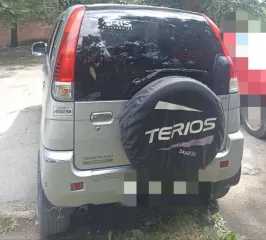 Daihatsu Terios, 2001 года, 64 лс, 143471 км, полный привод. Легковой автомобиль, марка: ДАЙХАТСУ ТЭРИОС КИД, модель: DAIHAISU TERIOS KID, год изготовления: 2001, цвет: серый, VIN: отсутствует, ПТС: 78PH538661, г/н: Р925МТ27, кузов (кабина, прицеп) №: J1116046080, изготовитель (страна): Япония, тип…