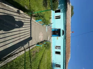 Недвижимое имущество, расположенное по адресу: Республика Хакасия, г. Абакан,  ул. Мира, 61:нежилое здание, кадастровый номер 19:01:070301:628, общей площадью 237 кв.м;кухня и склад, кадастровый номер 19:01:070301:627, общей площадью 30,6 кв.м;земельный участок, кадастровый номер 19:01:070301:68…