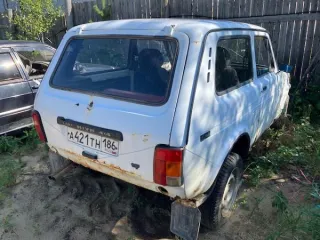 Автомобиль марки ВАЗ 21213. г.р.з. А 421 ТН 186. VIN: XTA212130V1241053. 1996 г.в. Ключи и документы отсутствуют (86-004605) Проверка исправности имущества не проводилась. ПТС, СТС не передавались. Погрузка и транспортировка имущества с места хранения осуществляется Покупателем силами Покупателя и…
