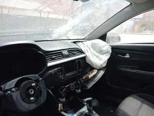 Kia Rio, 2018, легковой автомобиль, марка: Kia, модель: Rio, VIN: 294C241BBJR062123, год выпуска: 2018, находится в залоге у АО «ОТП Банк».