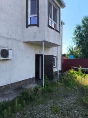 Гостевые дома и земельный участок 5068 кв.м. в Краснодарском крае еще Имущество ООО «Лидер Сад», являющегося предметом залога по обязательствам перед ПАО «Сбербанк России»:   – Здание. Назначение: Гостевой дом. Площадь общая: 233.6 кв. м. Кадастровый номер. 23:10:0104001:706. Адрес: Краснодарский…
