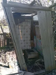 Земельный участок 879 кв.м и жилой дом 43.9 кв.м, Волгоградская обл., г. Ленинск. Земельный участок кадастровый номер: 34:15:080301:617, площадь 879 кв.м. и жилой дом кадастровый номер: 34:15:080301:969, площадь 43.9 кв.м., по адресу: обл. Волгоградская, г. Ленинск, пер. Гастелло, дом 6. Общая…