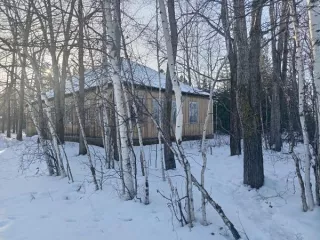здание нежилое и земельный участок Здание конторы,  местонахождение: Камчатский край, Мильковский р-н, п.Атласово, ул. Октябрьская, кадастровый № 41:06:0030101:1035, площадь 245 кв.м.-Земельный участок, местонахождение: Камчатский край, Мильковский р-н, п.Атласово, ул. Октябрьская кадастровый №…