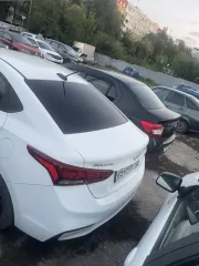 Hyundai Solaris II 2020, VIN: Z94K241CBLR209068, цвет белый. Для осмотра автомобиля необходимо заранее согласовать дату и время (минимум за 2 дня), а также предоставить ФИО и номер телефона лица, которое приедет на осмотр, при себе иметь документ, удостоверяющий личность, или доверенность.