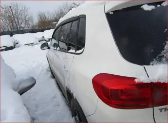 Volkswagen Tiguan 2012 года, 122 л.с., VIN: XW8ZZZ5NZDG100840