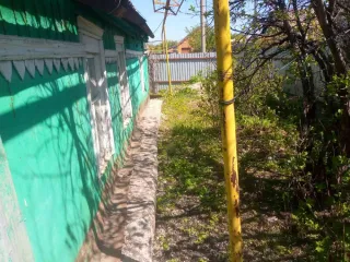 Доля в жилом здании 28.3 кв.м и участке 540 кв.м, Оренбургская область, г. Абдулино, ул. Революционная, д. 178. 1/5 доли в праве на здание, кадастровый номер: 56:36:0102003:247, назначение: жилое, площадь: 28.3 кв.м. 1/5 доли в праве на земельный участок, кадастровый номер: 56:36:0102003:397, вид…