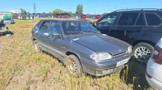 LADA 21140 2006, VOLKSWAGEN GOLF 2005 Легковые автомобили марок ВАЗ, VOLKSWAGEN Информация о лоте, а также сведения об имеющихся ограничениях/обременениях указаны в приложении "Информационное извещение". Имущество продается в том виде, в каком оно есть, и в случае продажи возврату/обмену не…