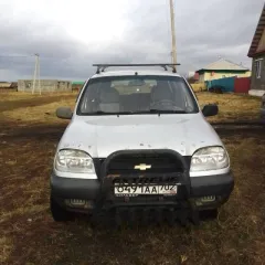 Chevrolet Niva 2004 Chevrolet Niva, 2004 года, 80 лс еще Автомобиль легковой, марка: ШЕВРОЛЕ, модель: НИВА, VIN: X9L21230040021006, гос. рег. номер: О491АА702, год изготовления: 2004