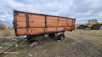 Колесный трактор К-701 1991 года выпуска, госномер 4803КО45, заводской номер 9100725, двигатель 00424, желтый цвет.