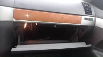 Volkswagen Touareg 2009 года, 240 л.с., пробег 226 545 км, полный привод, АКПП. Цвет черный, дизельный двигатель 3.0 л турбо. Имеются технические неисправности: повреждения ЛКП (сколы, царапины, сход лака), АКПП в аварийном состоянии (пинки, толчки, удары). Автомобиль на ходу. VIN…