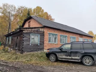 Одноэтажное нежилое здание, общей площадью 170,2 кв.м. Одноэтажное нежилое здание, общей площадью 170,2 кв.м., расположенное по адресу: Томская область, Верхнекетский район, р.п. Белый Яр, ул. Калинина,1а, кадастровый номер 70:04:0101002:1560, расположенное на земельном участке, категория земель…