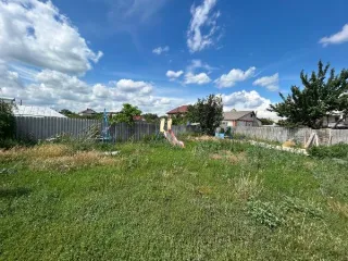 Имущественный комплекс, 1576 кв.м, Белгородская область, г. Алексеевка, пер. 3-й Мостовой, д. 21, состоящий из: здания детского сада №7, общей площадью 195,5 кв.м; здания детского сада №7, общей площадью 76,9 кв.м; здания кухни, общей площадью 32,8 кв.м; земельного участка, общей площадью 1576,0…