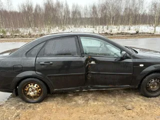 CHEVROLET KLAN 2008 легковой автомобиль марки: CHEVROLET, модель: KLAN, год выпуска: 2008 г., кузов №: XUUNA196J90007204, идентификационный номер (VIN): XUUNA196J90007204. Порядок ознакомления с имуществом должника производится по предварительной записи по номеру телефона: +7 963 223-77-79