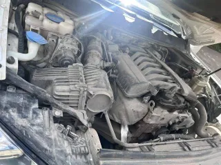 Volkswagen Touareg 2013, 249 л.с., 280775 км, полный привод, АКПП, легковой универсал, г/н Н258АХ702, цвет белый, VIN XW8ZZZ7PZDG006843, ПТС 78 ХА 870604, СТС 99 60 563800