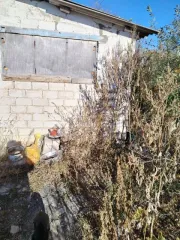 1/4 доля дома и участка, 1/4 доля жилого помещения 68,6 кв.м, Волгоградская обл. 1/4 доля дома и 1/4 доля земельного участка в Волгоградской обл. еще 1/4 доля дома и 1/4 доля земельного участка в Волгоградской обл. еще 1/4 доля в праве собственности на жилое помещение, площадью 68,6 кв.м…