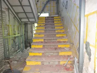 Публичное предложение по продаже земельного участка площадью 10458 кв.м, с кадастровым номером 32:31:0030201:32, с расположенными на нем объектами недвижимого имущества: казарма № 1 с кадастровым номером 32:31:0030201:80, казарма с кадастровым номером 32:31:0030201:40, по адресу: Брянская область…