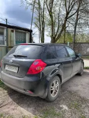 KIA ED  CEE D  KIA ED  CEE D   идентификационный номер  VIN : XWEFF242290004367  год изготовления ТС: 2008  шасси: отсутствует  кузов № XWEFF242290004367  цвет кузова: черный перламутр  мощность двигателя, л. с.  кВт. : 122  89,7   рабочий объем двигателя, куб. см.: 1591  тип двигателя: бензиновый …