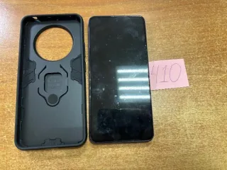 iPhone, iPhone 15, Realme. 1. Мобильный телефон марки iPhone, б/у, в корпусе бело-розового цвета. Заблокирован (увед. №401 от 26.08.2025). 2. Мобильный телефон марки iPhone 15, IMEI1: 356958139601495, IMEI2: 356958139879851, б/у. Заблокирован (увед. №402 от 26.08.2025). 3. Мобильный телефон марки…