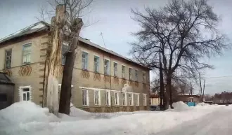 Доля в праве одна-вторая на жилое помещение общей площадью 11 кв.м., кадастровый номер: 54:28:010414:458 (аварийное состояние)
Находящееся по адресу: обл. Новосибирская, г. Черепаново, ул. Тельмана, д. 23А кв. 7
